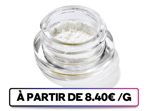 Cristaux de CBD purs à 99% disponibles sur greenbuds.fr - Un concentré de CBD extrait et raffiné pour une pureté maximale sans THC ni matière végétale.